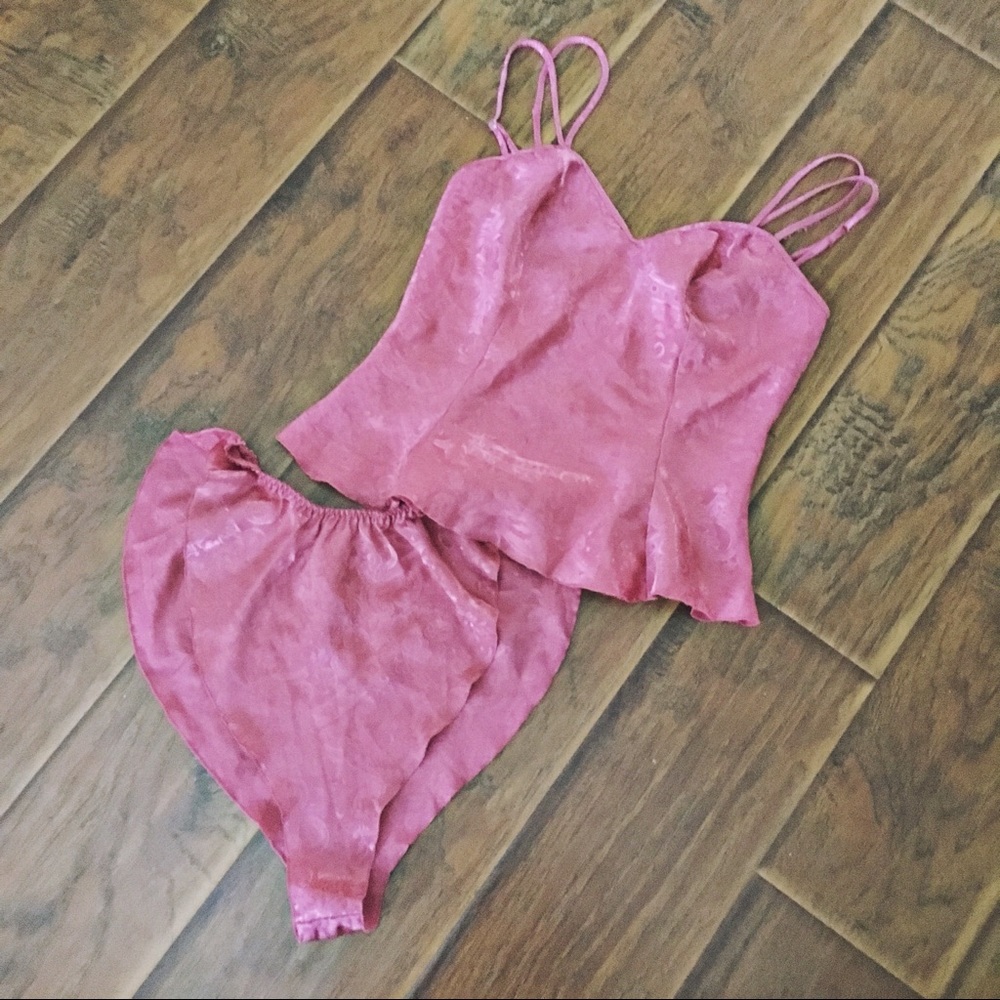 Vintage Victoria’s Secret night set